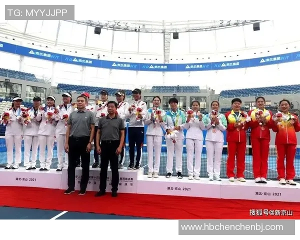 南京网球队荣登全国网球配合排行榜第五名展现实力与团队精神 南京网球队荣登全国网球配合排行榜第五名展现实力与团队精神